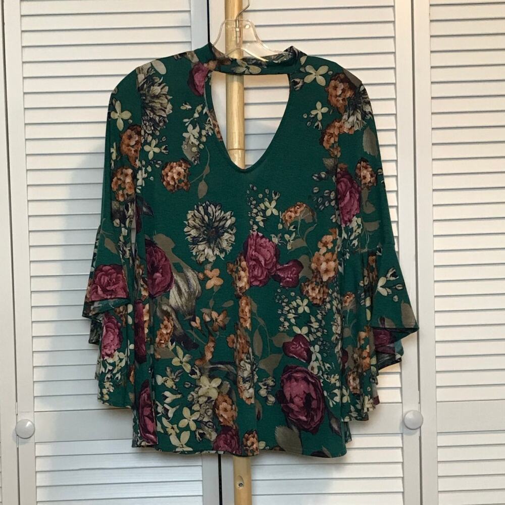 MTS Floral Keyhole Neck 3/4 Bell Sleeve Stretch Blouse M